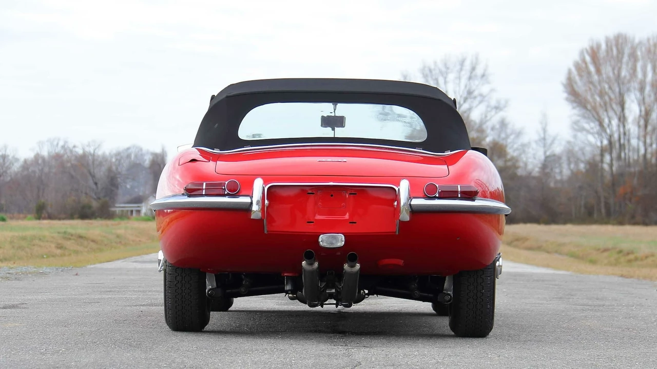 1963 Jaguar E-Type Series 1 - Image 15 of 22