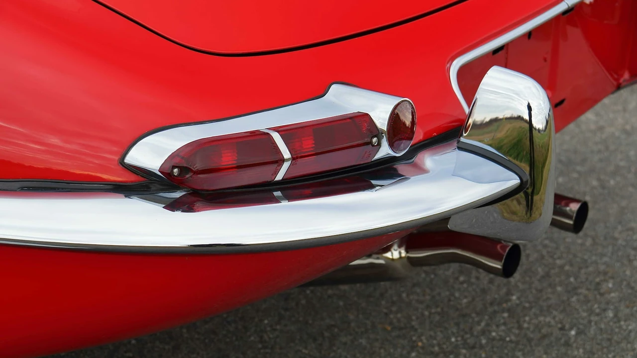 1963 Jaguar E-Type Series 1 - Image 18 of 22