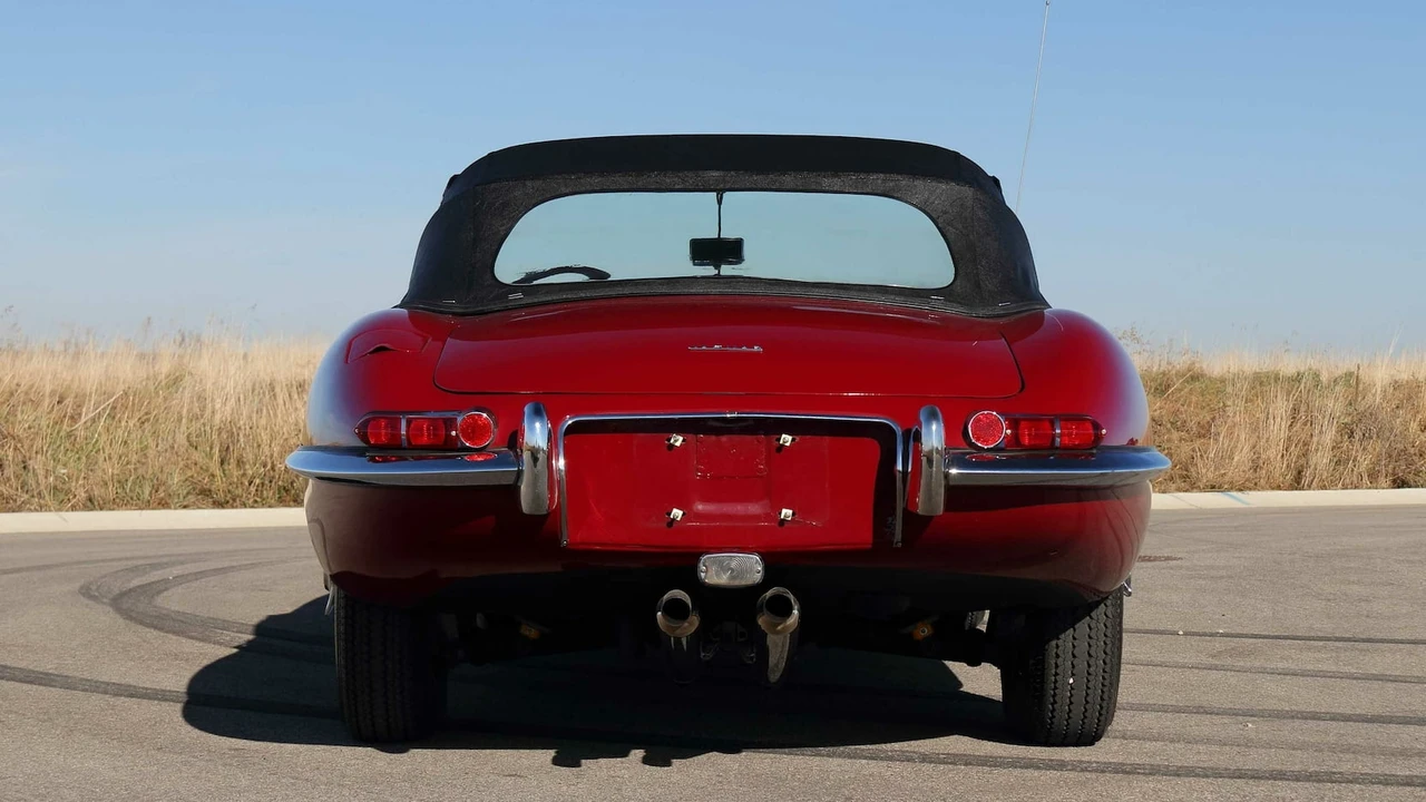 1963 Jaguar E-Type Series 1 - Image 15 of 21
