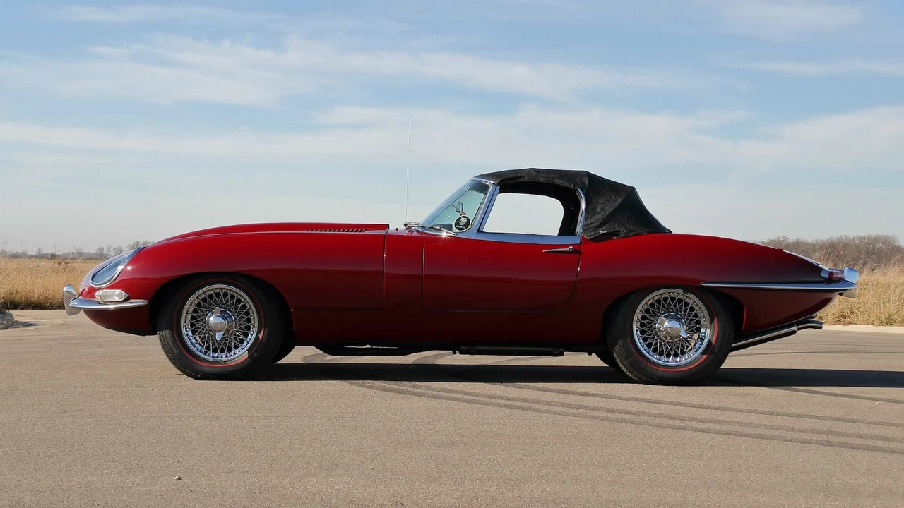 1963 Jaguar E-Type Series 1 - Image 8 of 21