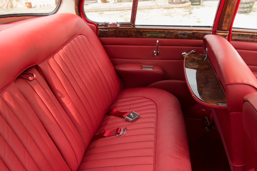1963 Jaguar Mark II - Image 9 of 16
