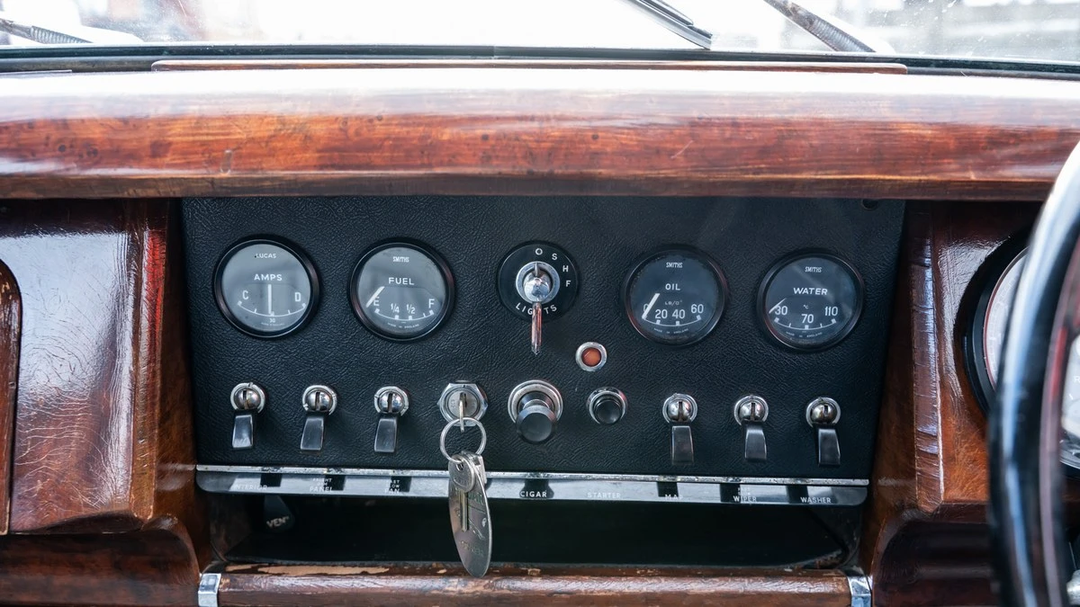 1963 Jaguar Mark II - Image 24 of 30