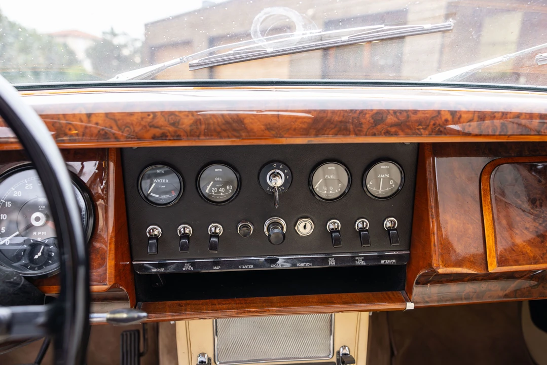 1963 Jaguar Mark II - Image 7 of 31