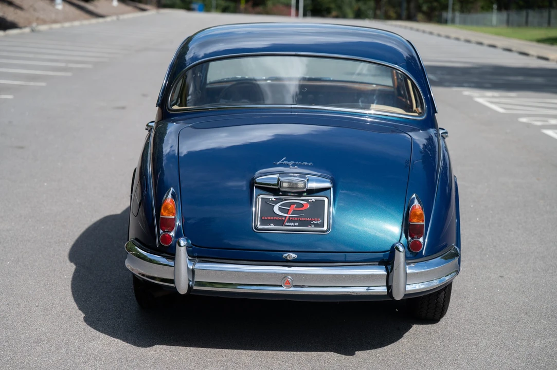 1963 Jaguar Mark II - Image 10 of 31