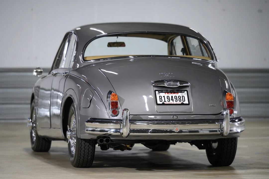1963 Jaguar Mark II - Image 10 of 31