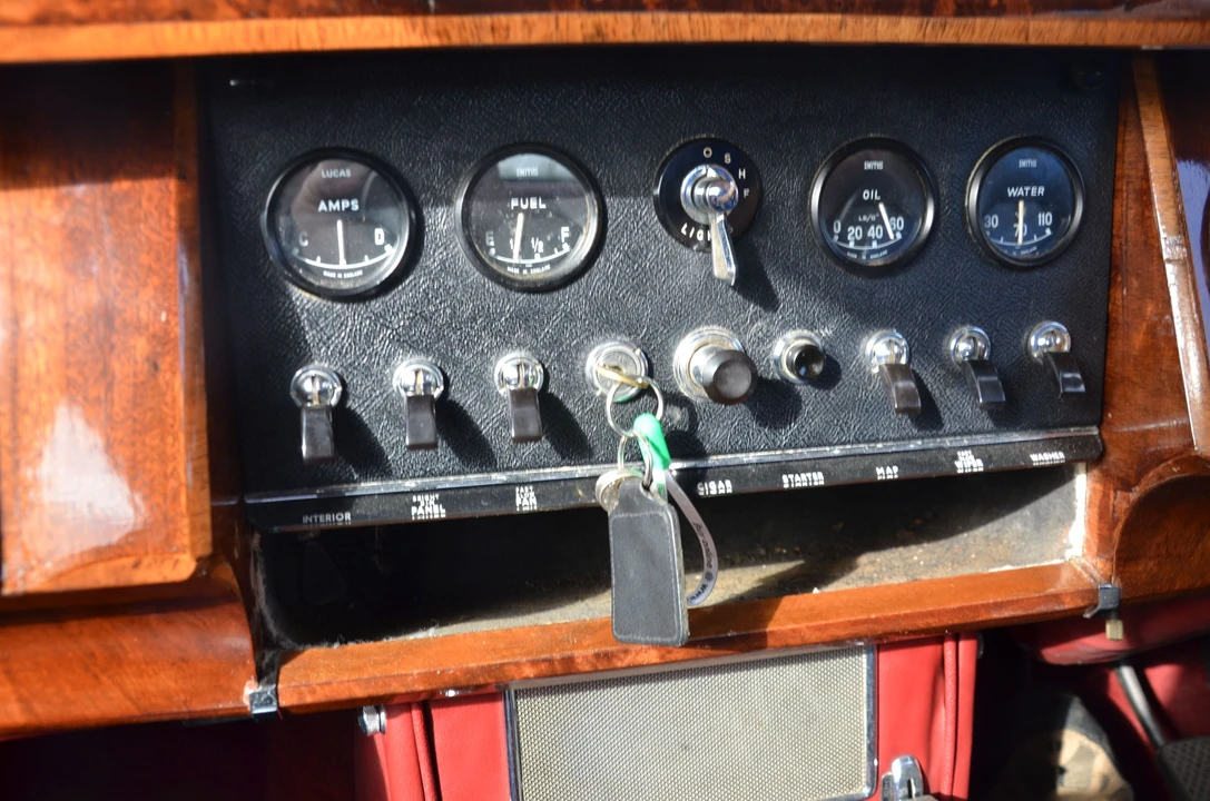 1963 Jaguar Mark II - Image 2 of 14