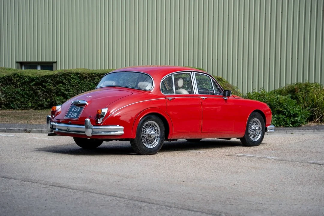 1963 Jaguar Mark II - Image 9 of 30