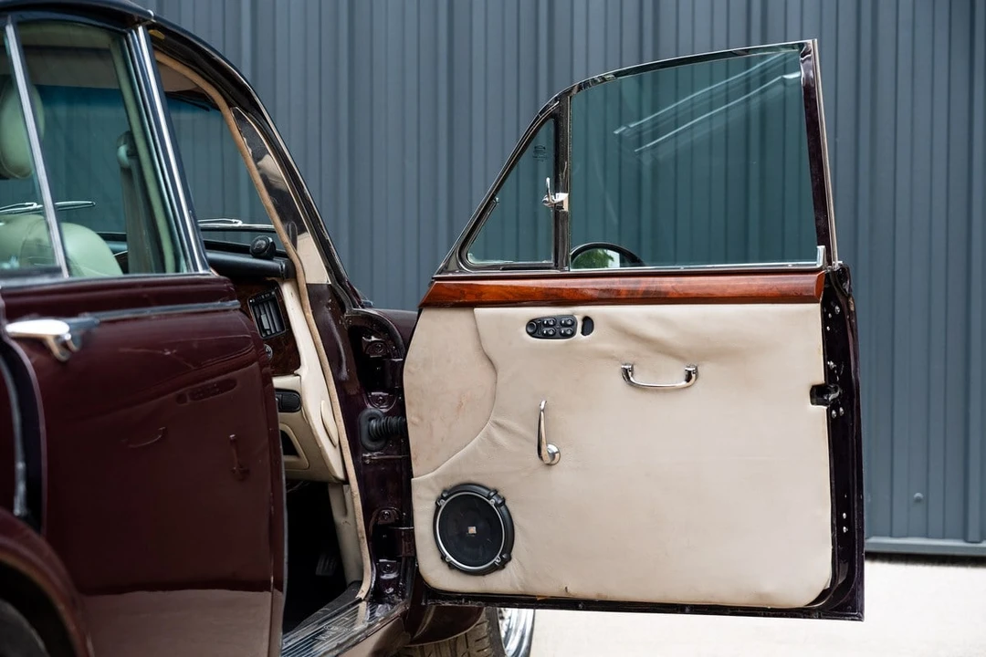 1963 Jaguar Mark II - Image 25 of 30