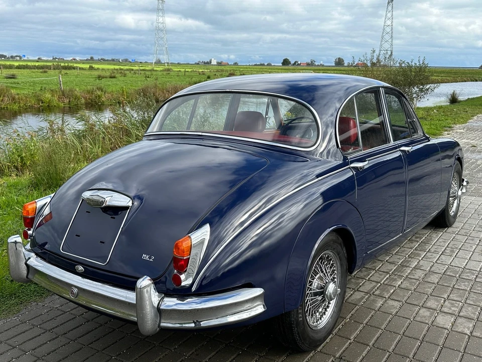 1963 Jaguar Mark II - Image 8 of 30