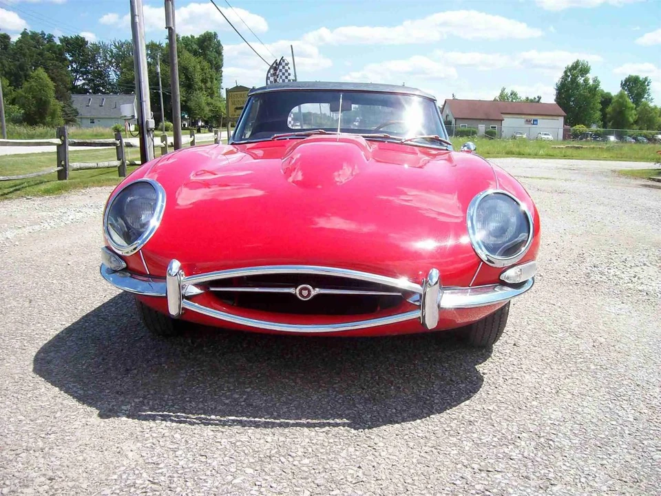 1963 Jaguar E-Type Series 1 - Image 4 of 4