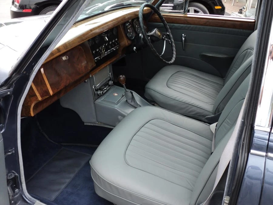 1963 Jaguar Mark X - Image 4 of 10