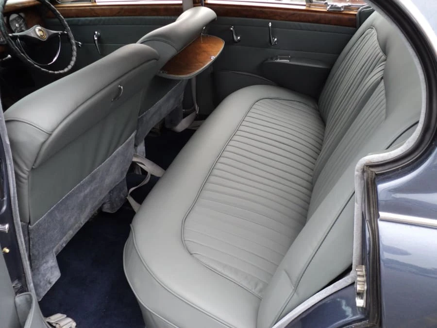 1963 Jaguar Mark X - Image 6 of 10