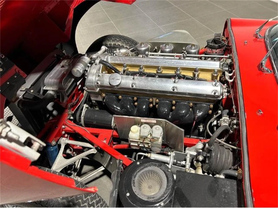 1963 Jaguar XK150 - Image 9 of 13