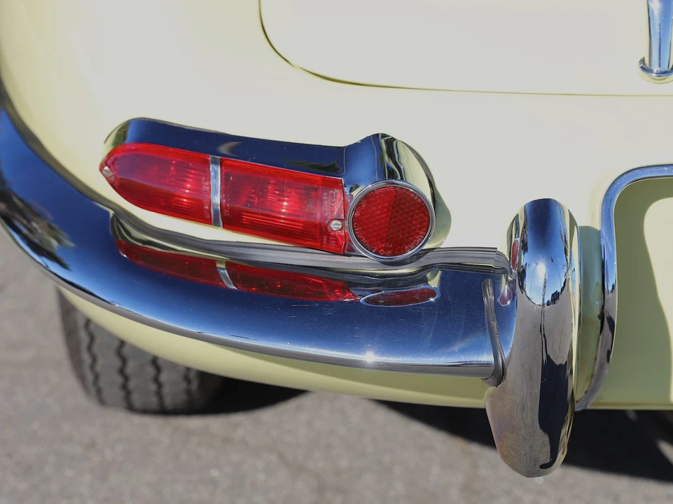 1963 Jaguar E-Type Series 1 - Image 24 of 31