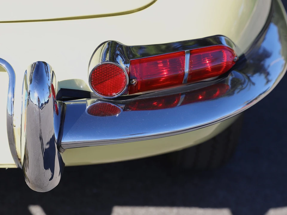 1963 Jaguar E-Type Series 1 - Image 25 of 31