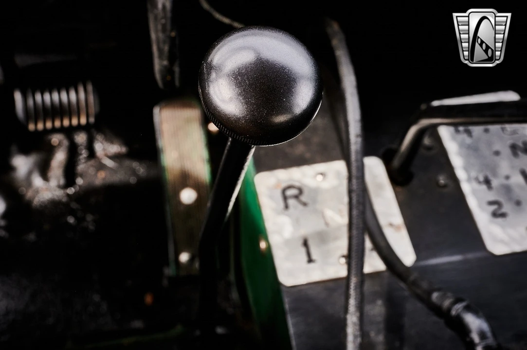 1963 Jeep Forward Control - Image 16 of 21