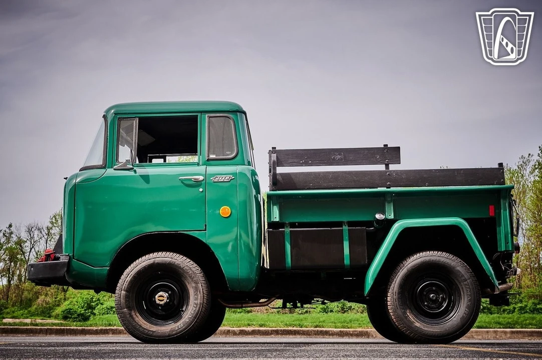 1963 Jeep Forward Control - Image 8 of 12