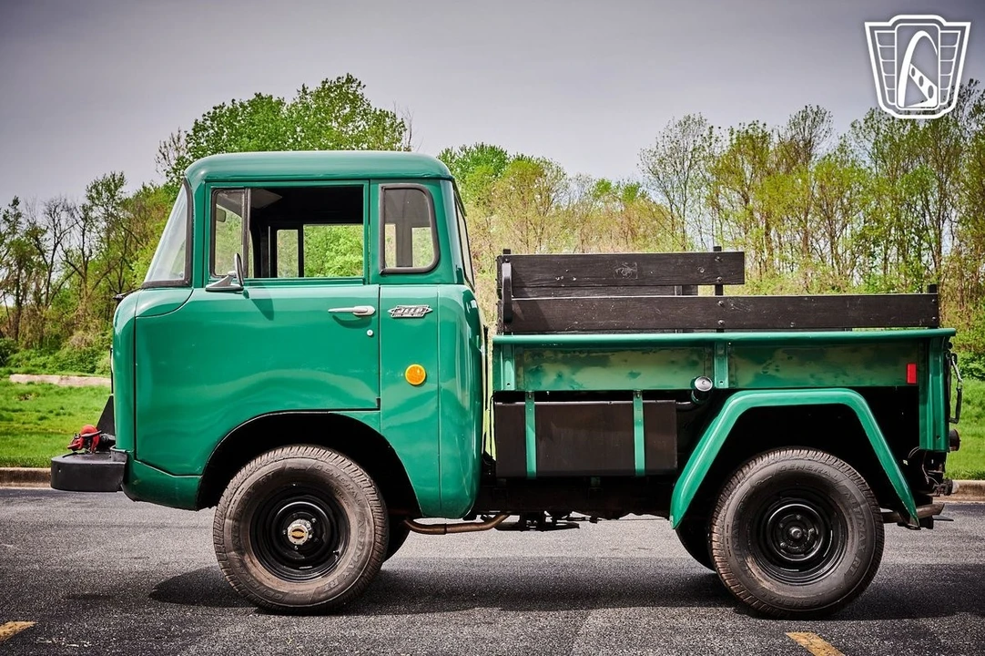 1963 Jeep Forward Control - Image 7 of 12