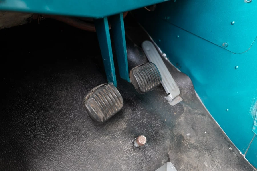 1963 Jeep Forward Control - Image 28 of 31
