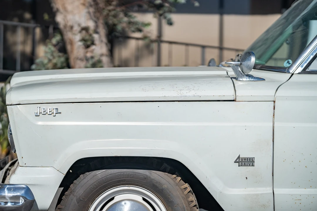 1963 Jeep SJ Wagoneer - Image 25 of 31