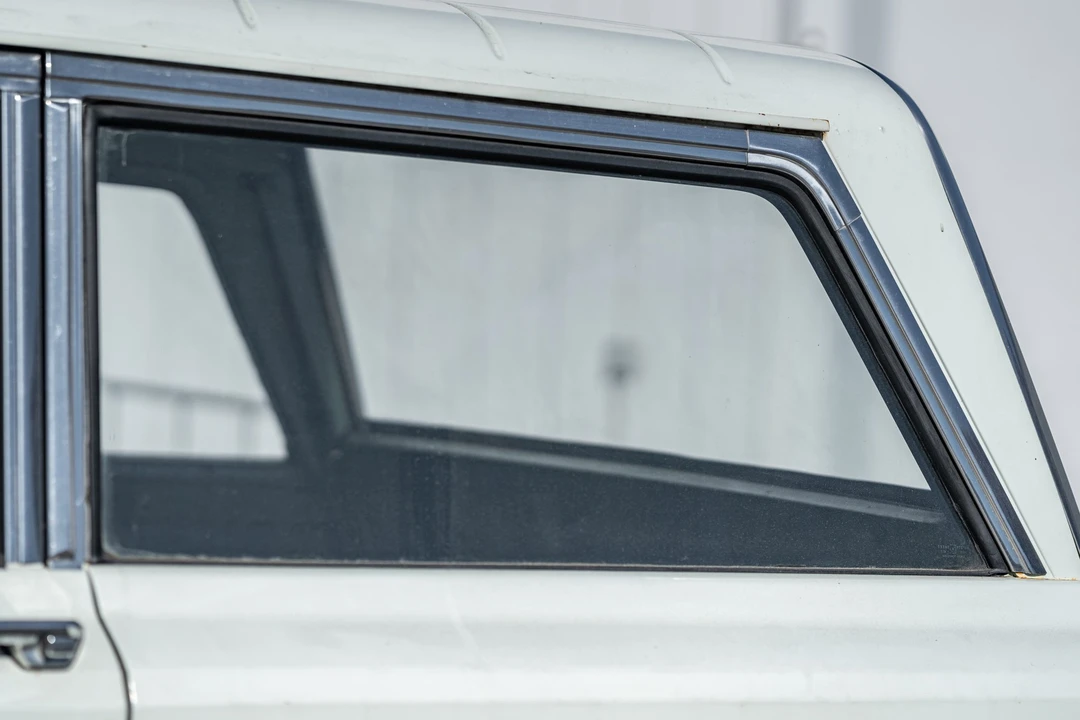 1963 Jeep SJ Wagoneer - Image 20 of 31