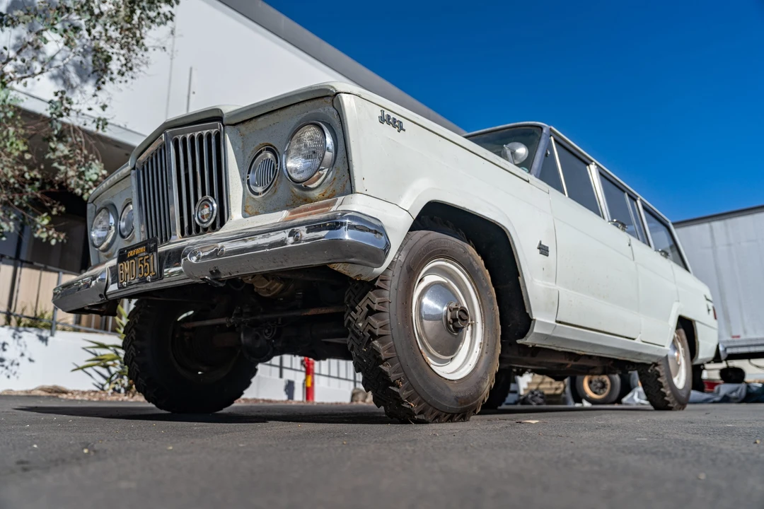 1963 Jeep SJ Wagoneer - Image 9 of 31