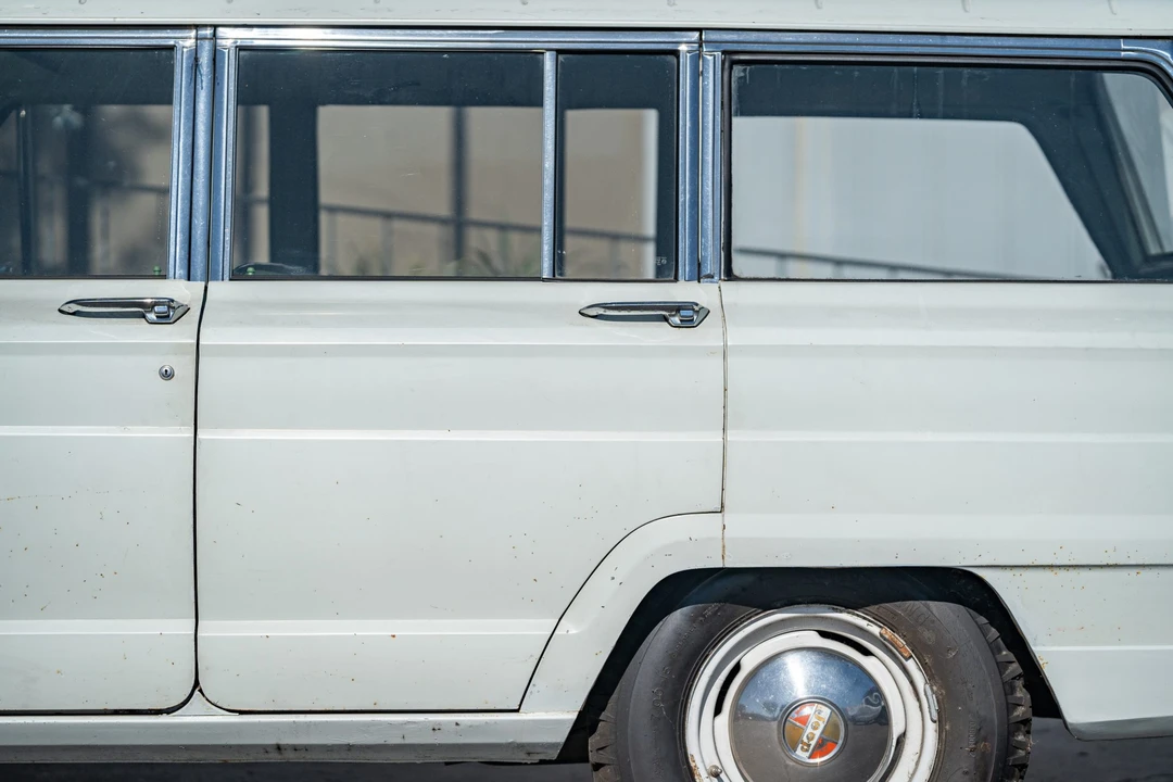 1963 Jeep SJ Wagoneer - Image 27 of 31