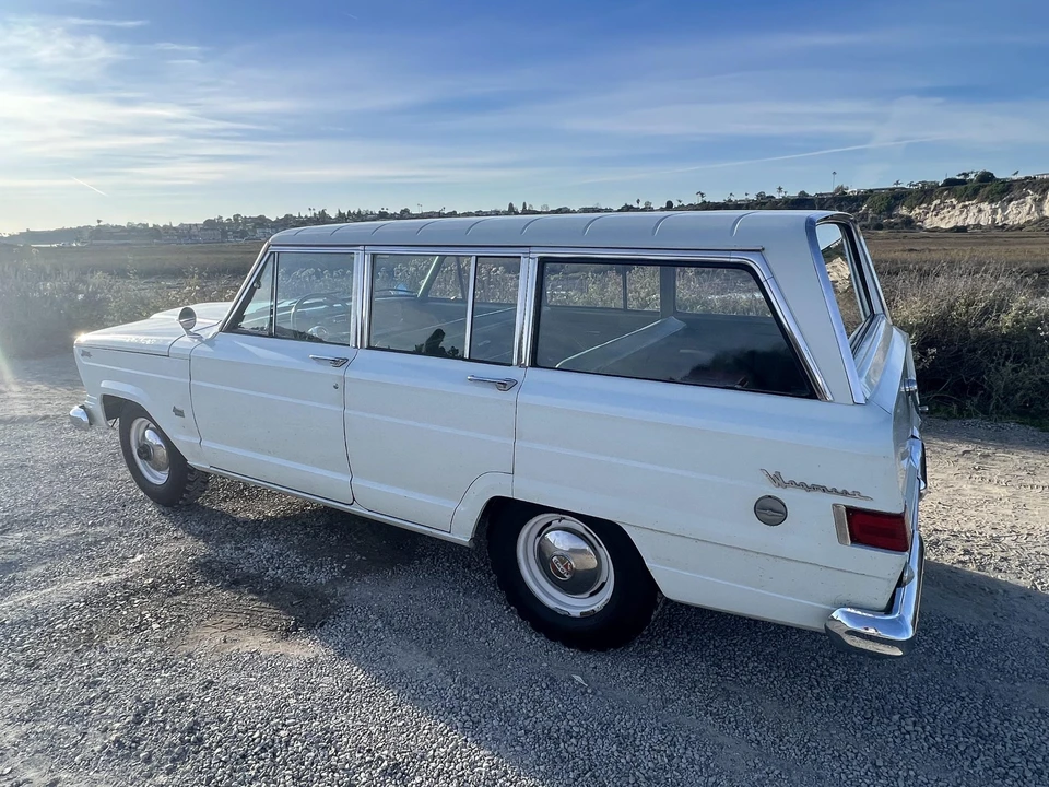 1963 Jeep SJ Wagoneer - Image 11 of 31