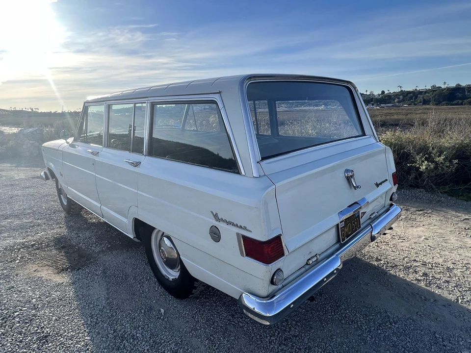 1963 Jeep SJ Wagoneer - Image 12 of 31