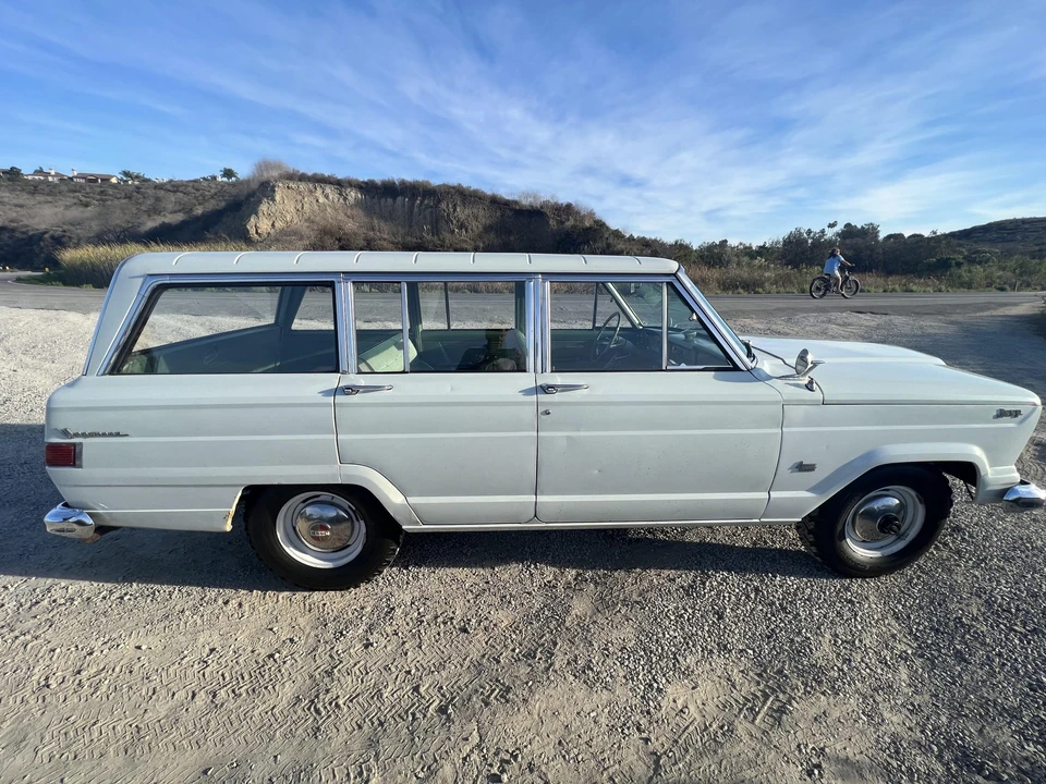 1963 Jeep SJ Wagoneer - Image 21 of 31