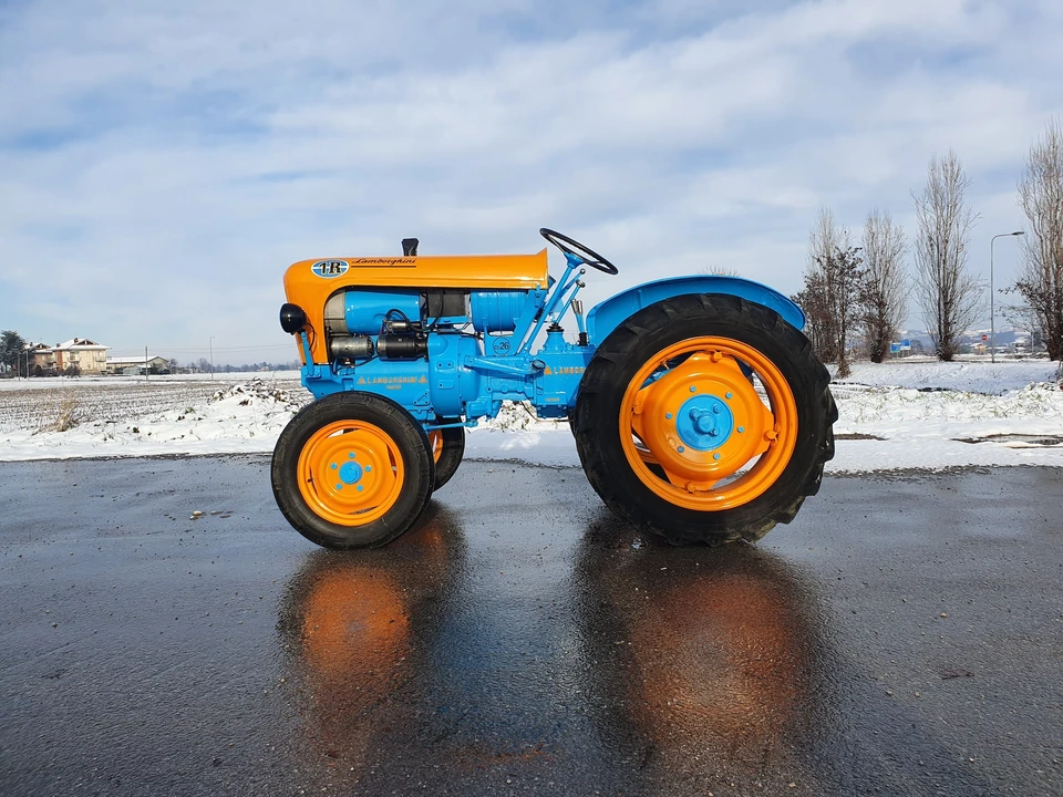 1963 Lamborghini Tractors - Image 8 of 31