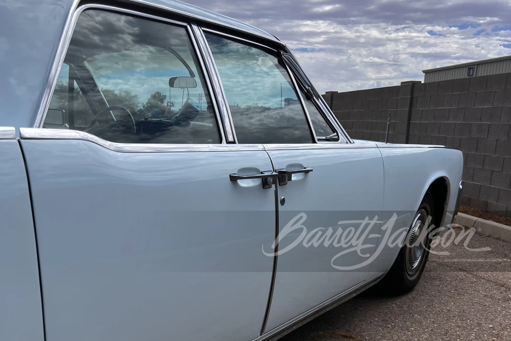 1963 Lincoln Continental 4th Gen - Image 15 of 19