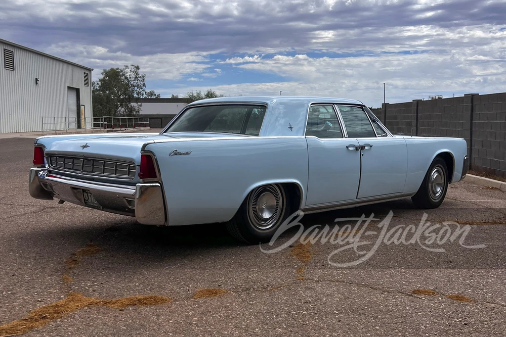 1963 Lincoln Continental 4th Gen - Image 18 of 19