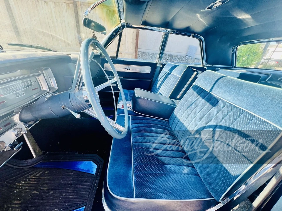 1963 Lincoln Continental 4th Gen - Image 8 of 10