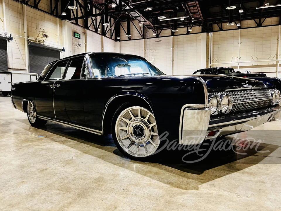 1963 Lincoln Continental 4th Gen - Image 5 of 10