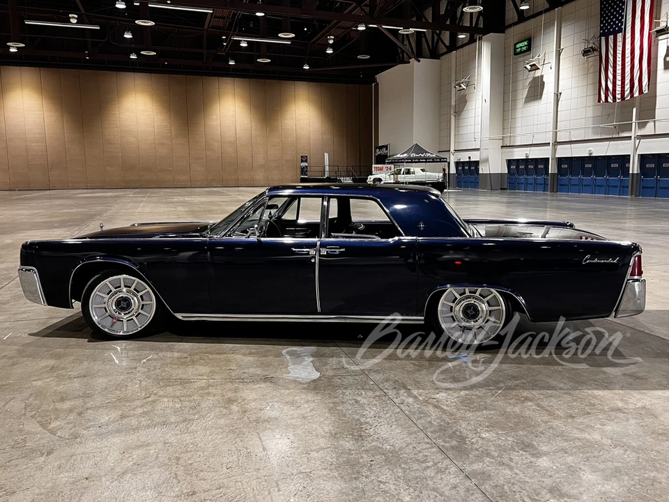 1963 Lincoln Continental 4th Gen - Image 6 of 10