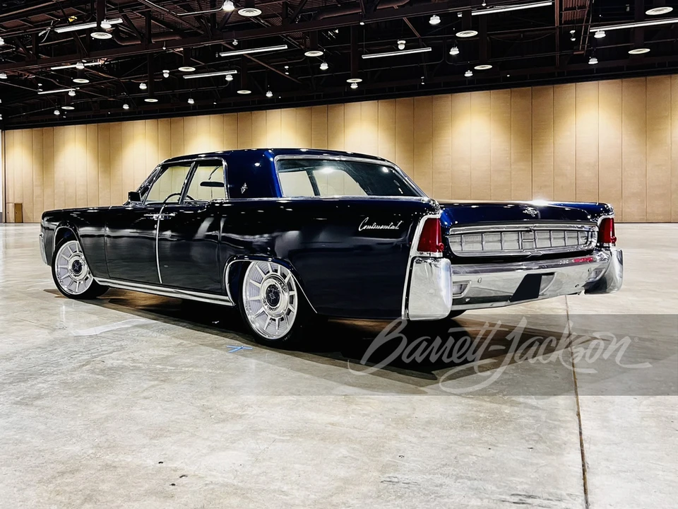 1963 Lincoln Continental 4th Gen - Image 2 of 10