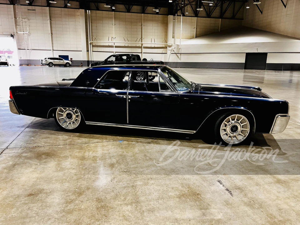 1963 Lincoln Continental 4th Gen - Image 3 of 10