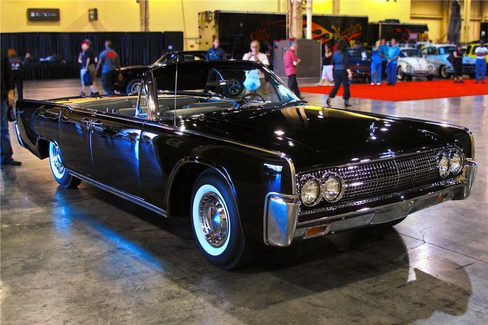 1963 Lincoln Continental 4th Gen - Image 2 of 5