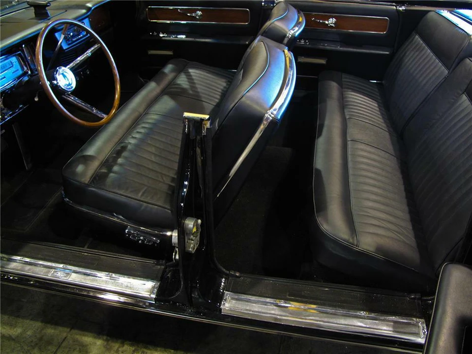 1963 Lincoln Continental 4th Gen - Image 4 of 5