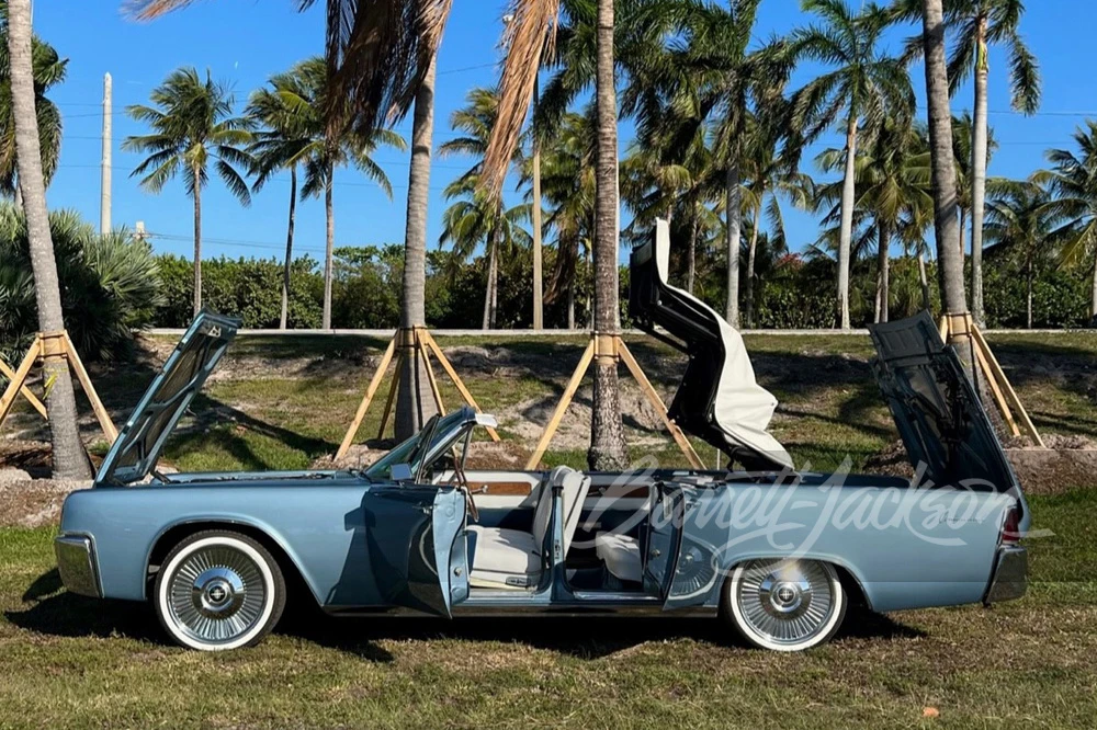 1963 Lincoln Continental 4th Gen - Image 4 of 15