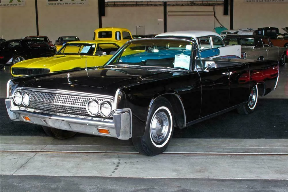 1963 Lincoln Continental 4th Gen - Image 2 of 5
