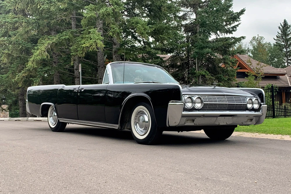 1963 Lincoln Continental 4th Gen - Image 2 of 5