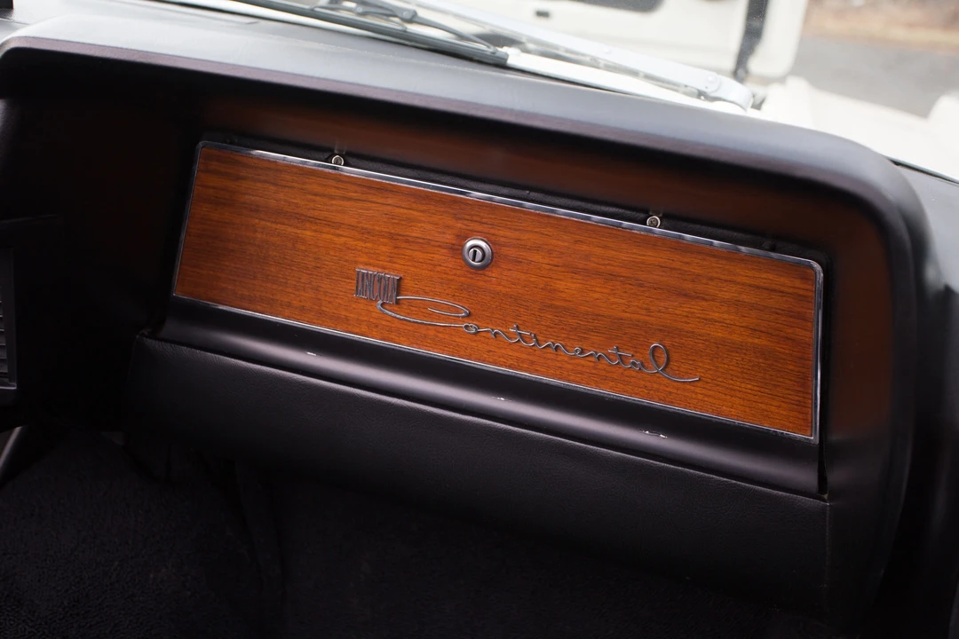 1963 Lincoln Continental 4th Gen - Image 13 of 14