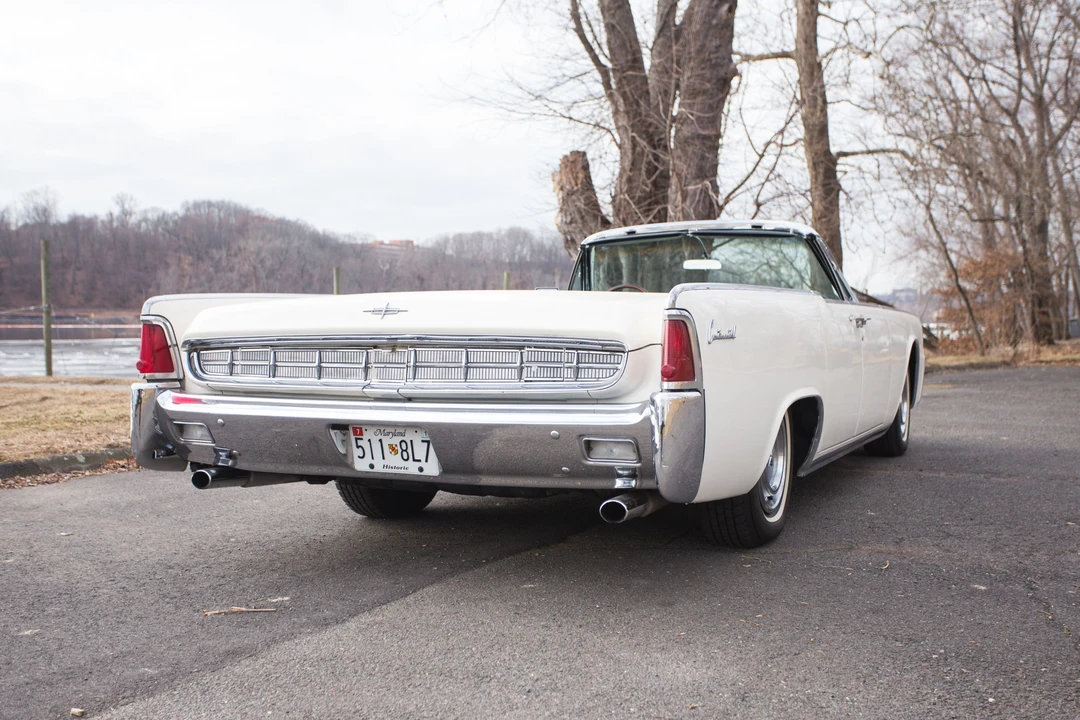 1963 Lincoln Continental 4th Gen - Image 10 of 14