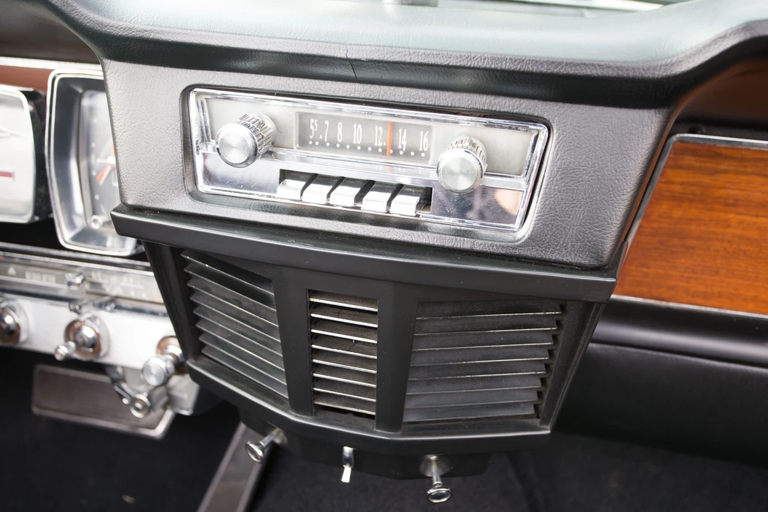 1963 Lincoln Continental 4th Gen - Image 11 of 14