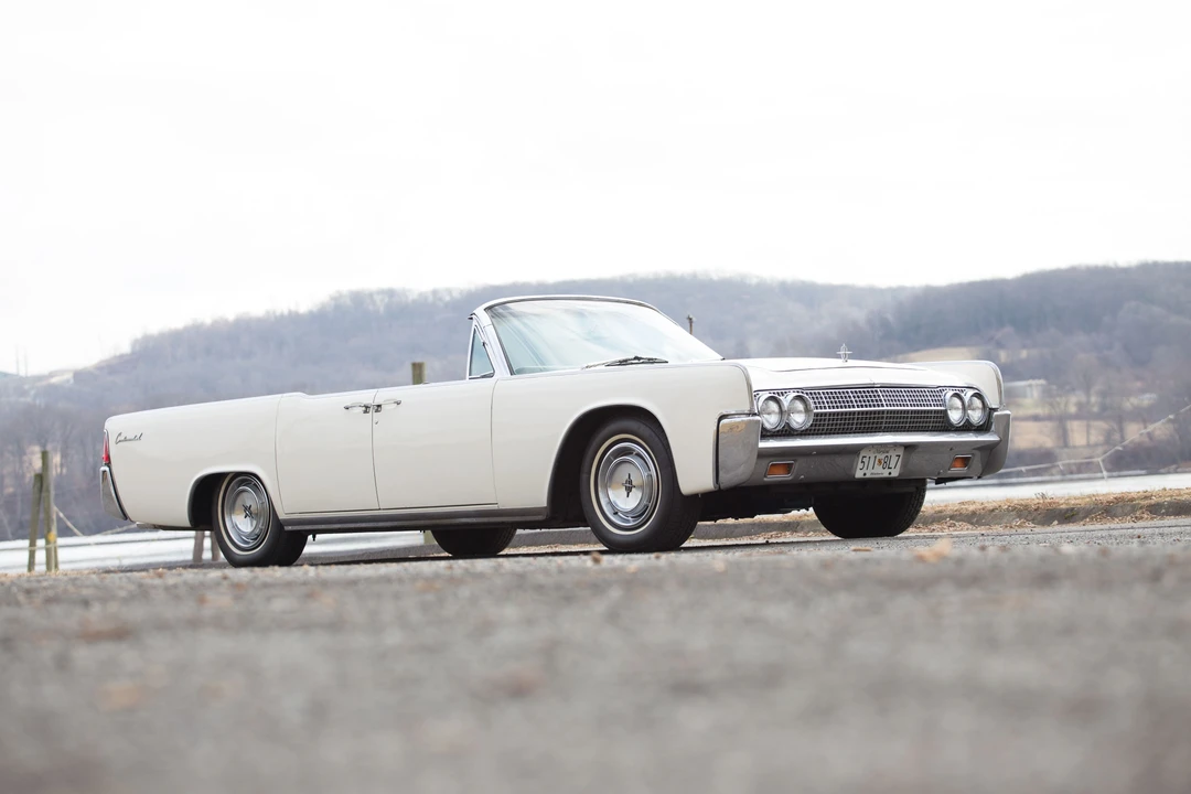1963 Lincoln Continental 4th Gen - Image 8 of 14