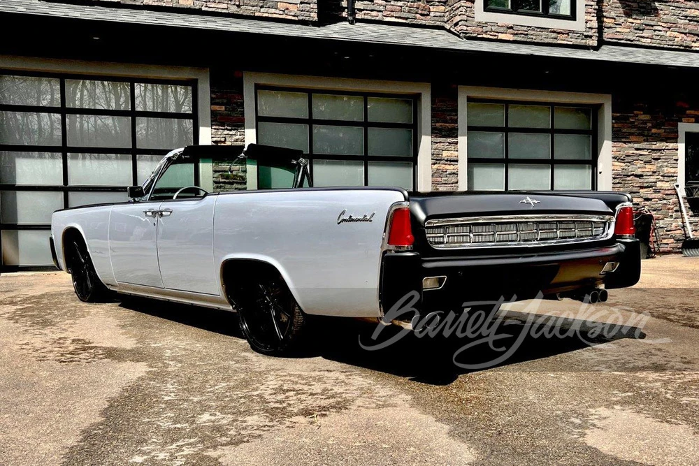 1963 Lincoln Continental 4th Gen - Image 13 of 14