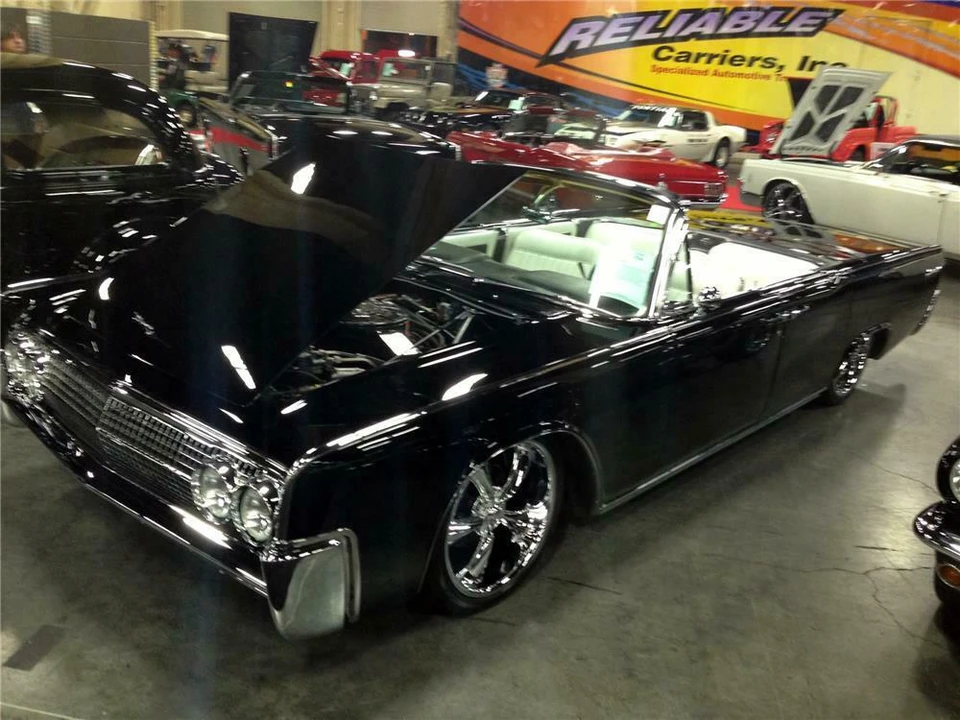1963 Lincoln Continental 4th Gen - Image 2 of 4