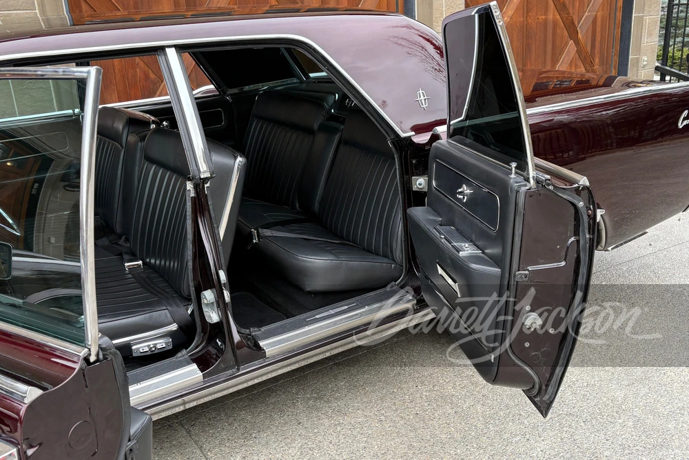 1963 Lincoln Continental 4th Gen - Image 23 of 31